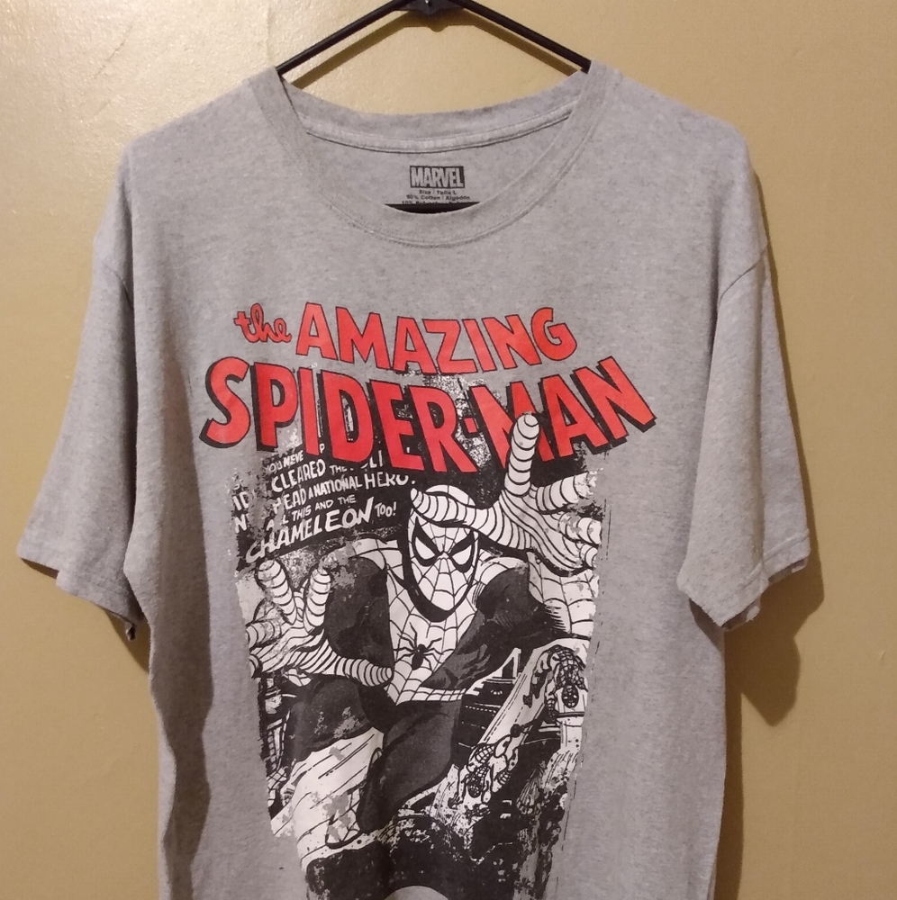 Vintage marvel amazing Spider-Man collectible t-sh